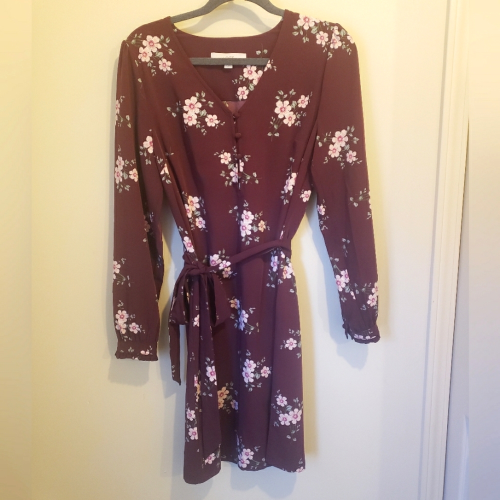 LOFT Burgundy Floral Dress With Long Sleeves and Tie-Wrap Size 6